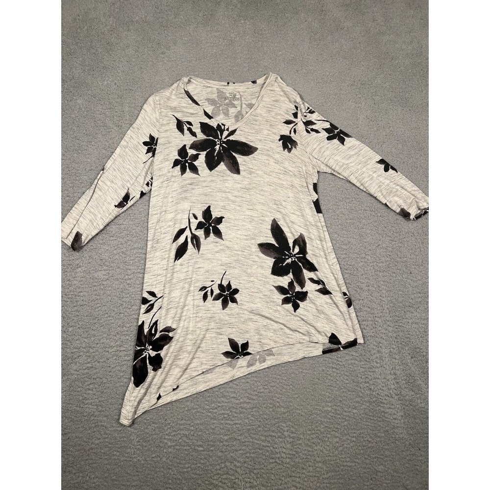 Soma Tunic Tee Tunic V-Neck Quarter Sleeve Shirt‎ Gray Floral Small S Slant Hem